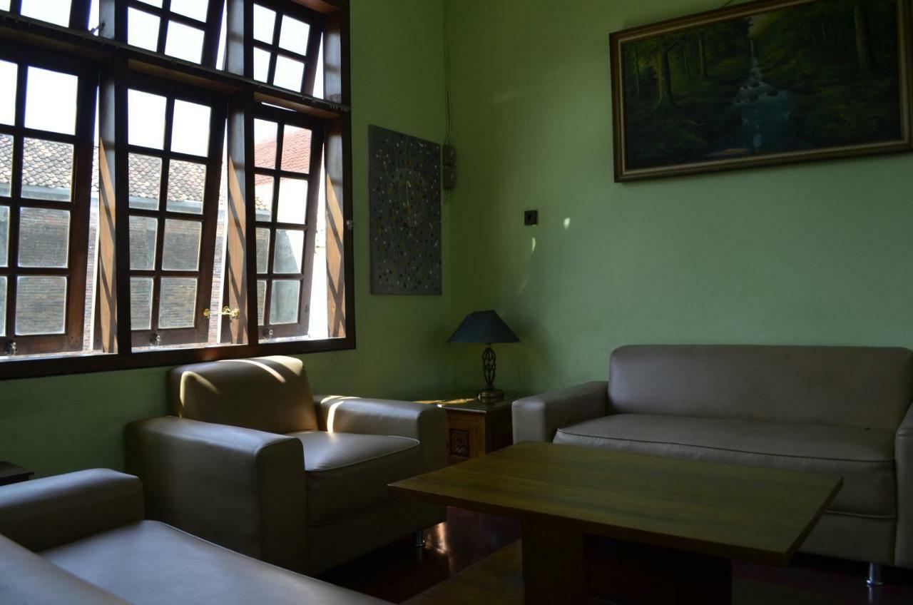 Sartika Hotel Prawirotaman Yogyakarta Exteriör bild